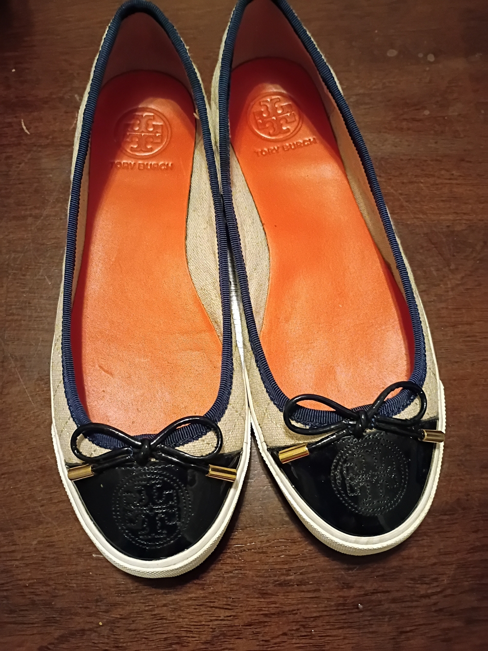 Tory Burch Beige Canvas and Navy Trim Flats with Navy Blue Patent Toe Size 7